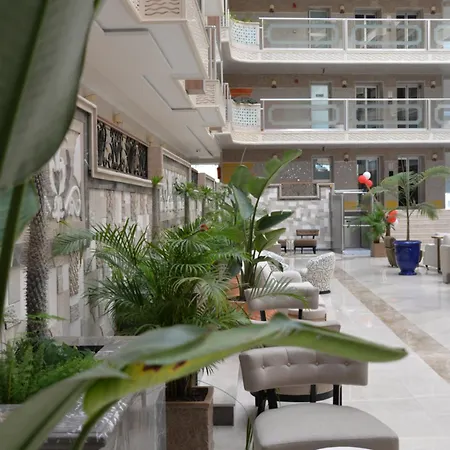 White Gold & Hotell Alanya
