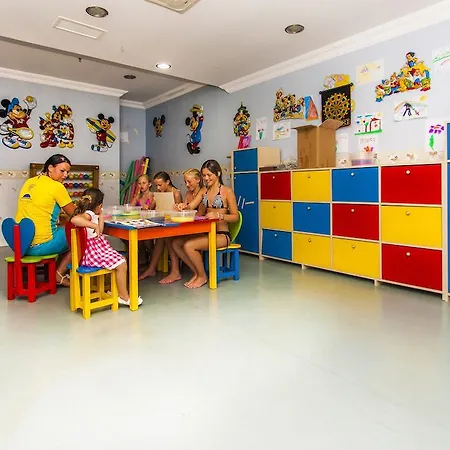 White Gold & 호텔 알란야